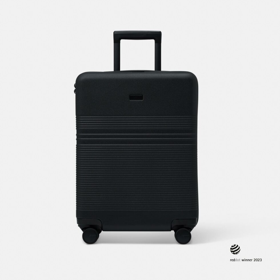 Essential Carry-On Suitcase | NORTVI | Black | Premium luggage